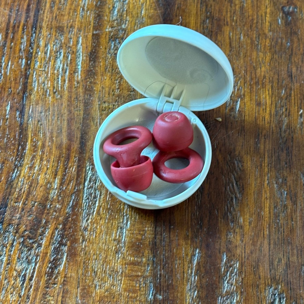 Loop Experience High Fidelity Earplugs Pink Noise Reduction with Case Concerts
